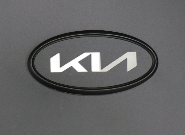 Kia значок новый