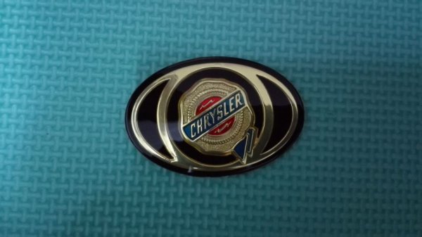 Марка машины Крайслер значок