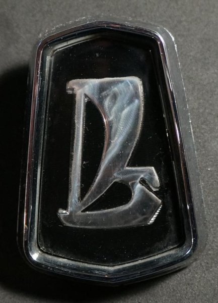 Значок Жигули ВАЗ 2107