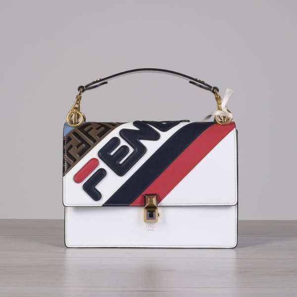 Fendi logo 2020