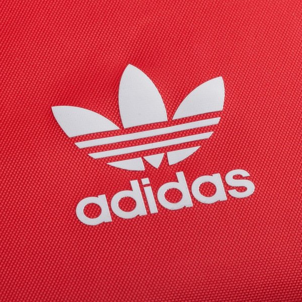 Знак адидас