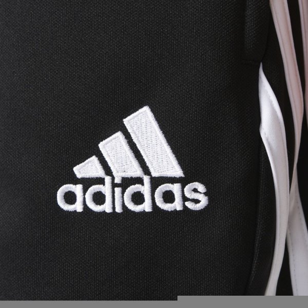 Адидас лейбл