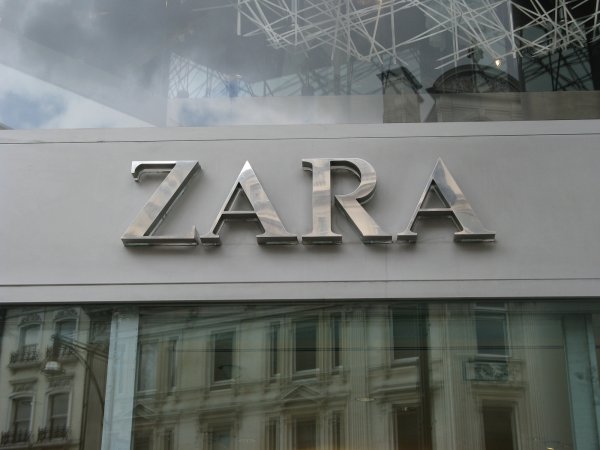 Логотип Зара фото