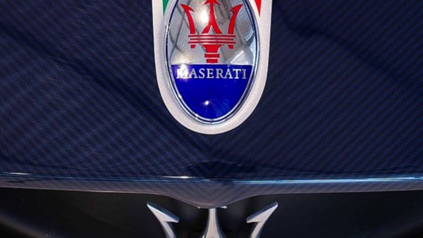 Мазератти лейбл