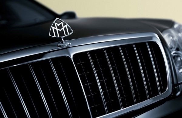 Марка машина Майбах значок