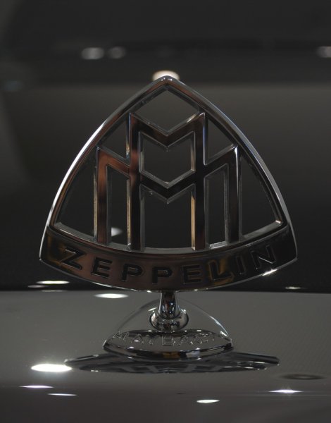 Майбах эмблема