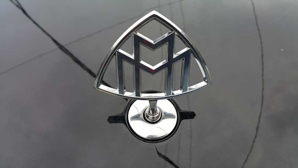 Майбах шильдик