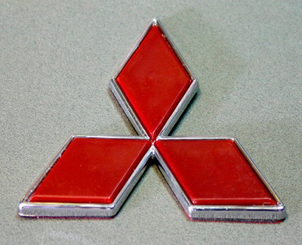 Значок Mitsubishi значок Mitsubishi