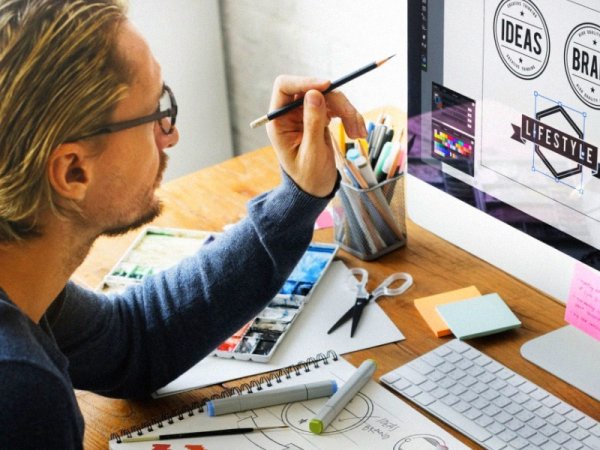 Графический дизайнер