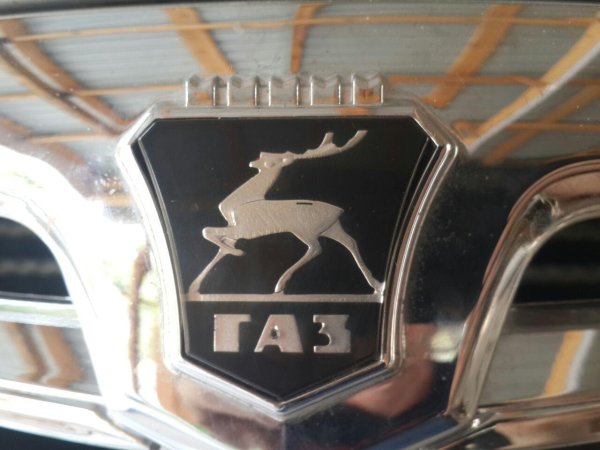 Значок ГАЗ 31105