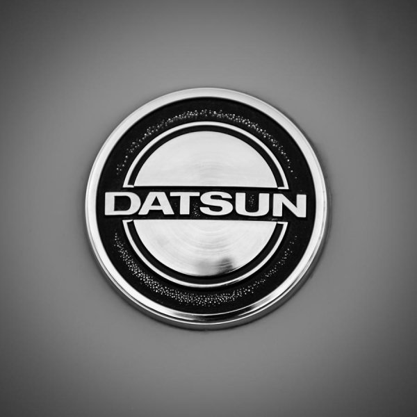 Автомобиль Datsun логотип