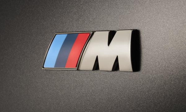 Шильдик BMW 7