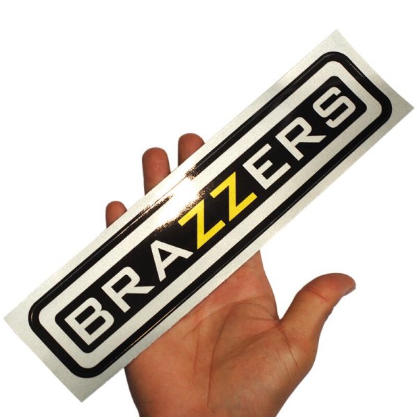 Наклейка браззерс на авто