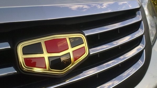 Марка Джили значок