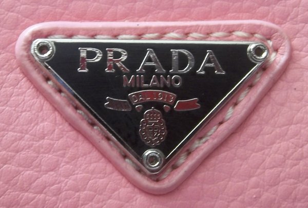 Prada марка