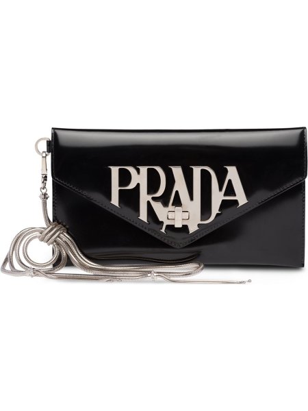 Prada надпись