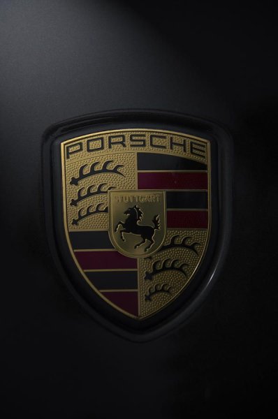 Porsche logo 4k
