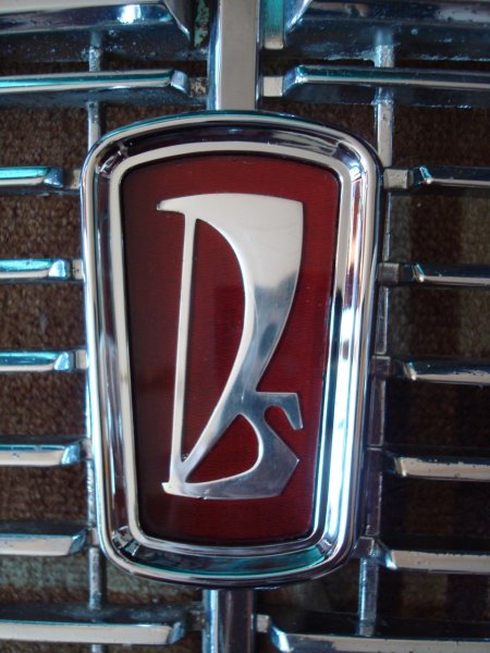 Значок ВАЗ 2104 Лада