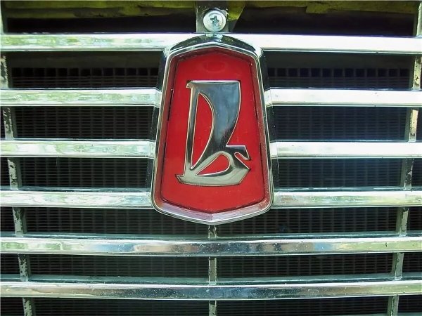 Значок Жигули ВАЗ 2106