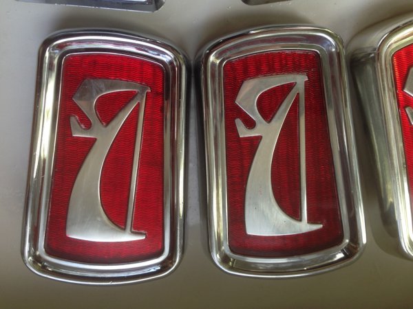 ВАЗ 2106 лого