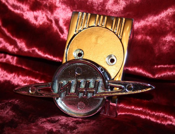 Эмблема ИЖ 2125