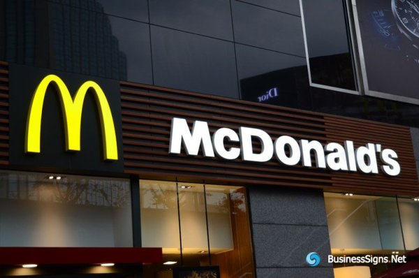 MCDONALD'S логотип