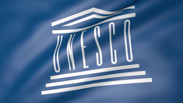 Флаг эмблема ЮНЕСКО