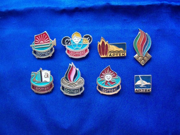 Артек значки лагерей