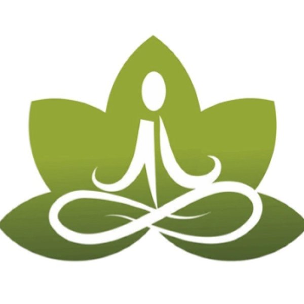 Лотус авто с эмблемой