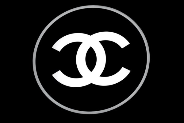 Знак Коко Шанель