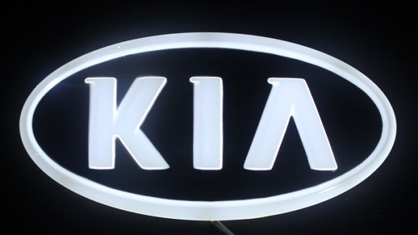4d светящийся шильдик Kia