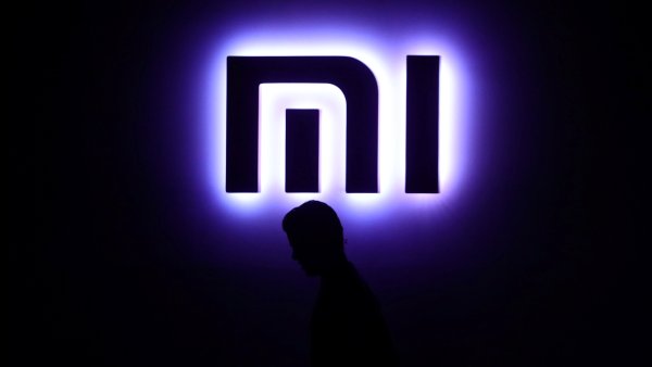 Xiaomi надпись