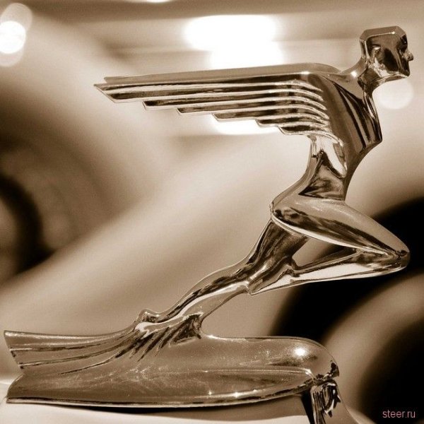 Автомобили с необычными логотипами