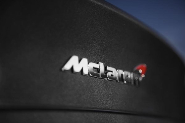 Макларен знак машины