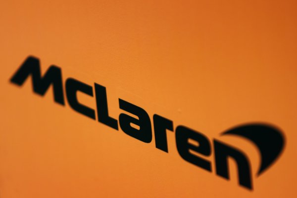 MCLAREN f1 Team logo 2020