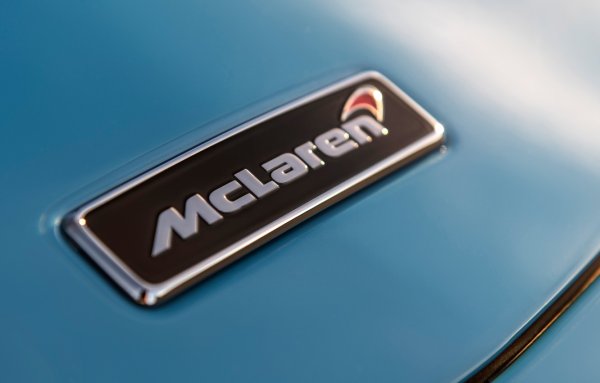 Логотип автомобиля Макларен