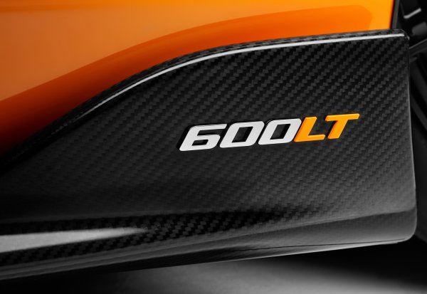 Обои MCLAREN лого