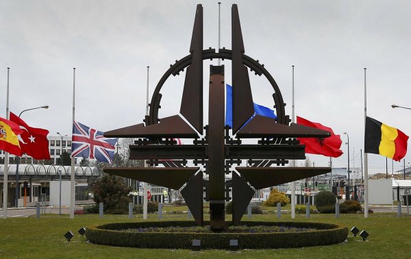 Штаб НАТО В США