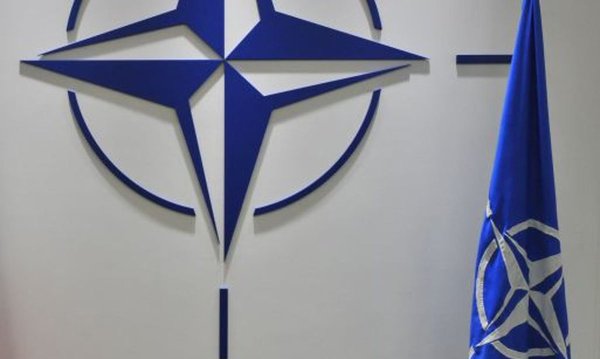 Герб НАТО