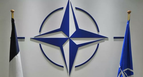 Герб НАТО