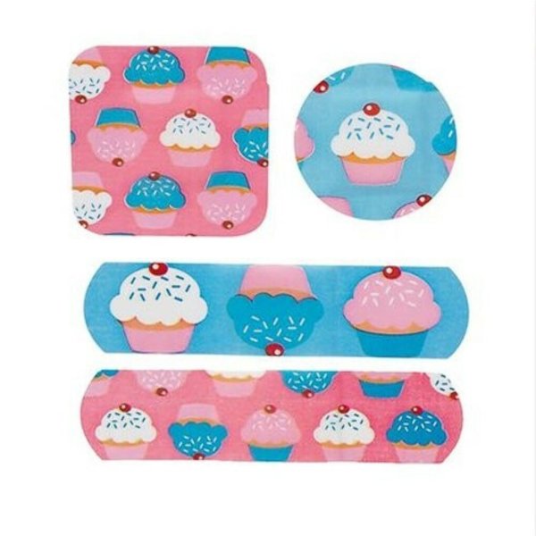 Пластырь на белом фоне