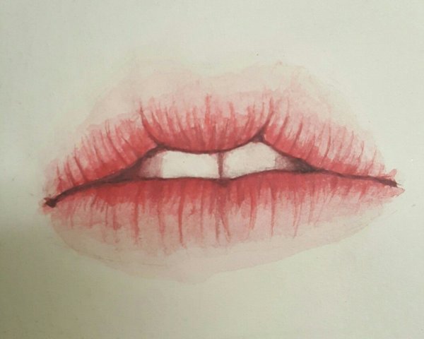Губы для рисования с клыком