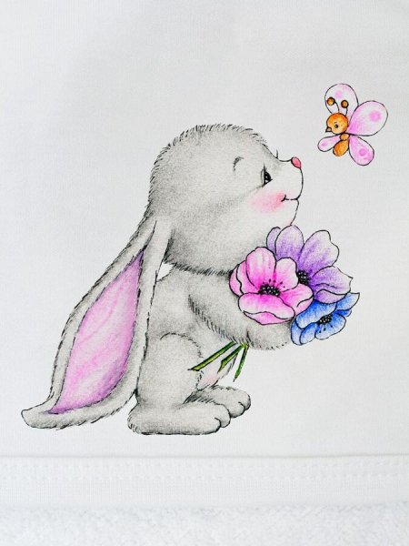 Милый зайчик с цветами