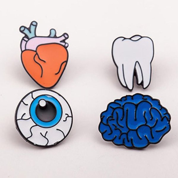 Значки на рюкзак