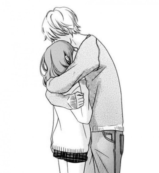 Аниме парочки обнимаются