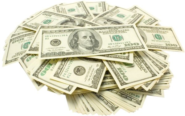 Деньги на прозрачном фоне