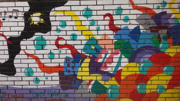 Граффити на кирпиче