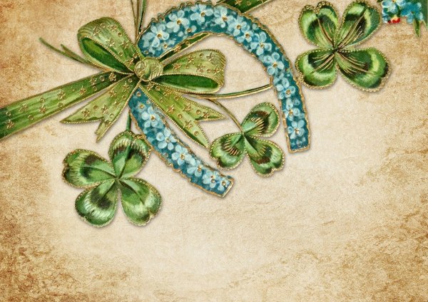 Зеленый Клевер четырехлистный