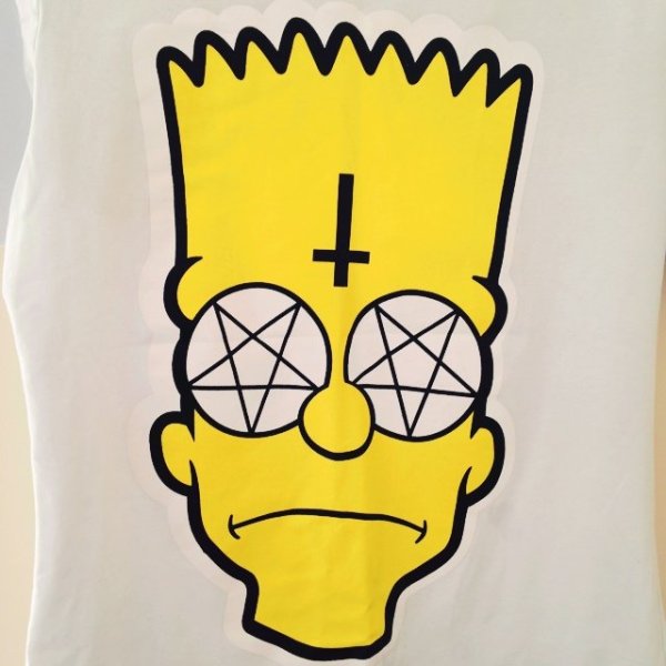 Барт симпсон с крестом на лбу