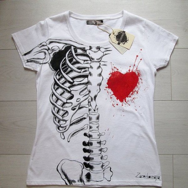 Рисование на футболках